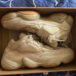 Yeezys stone 500 sz11